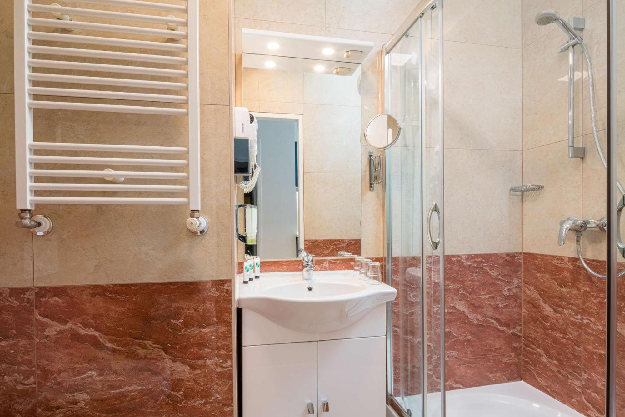 Best Western Plus Celebrity Suites Viena Exterior foto