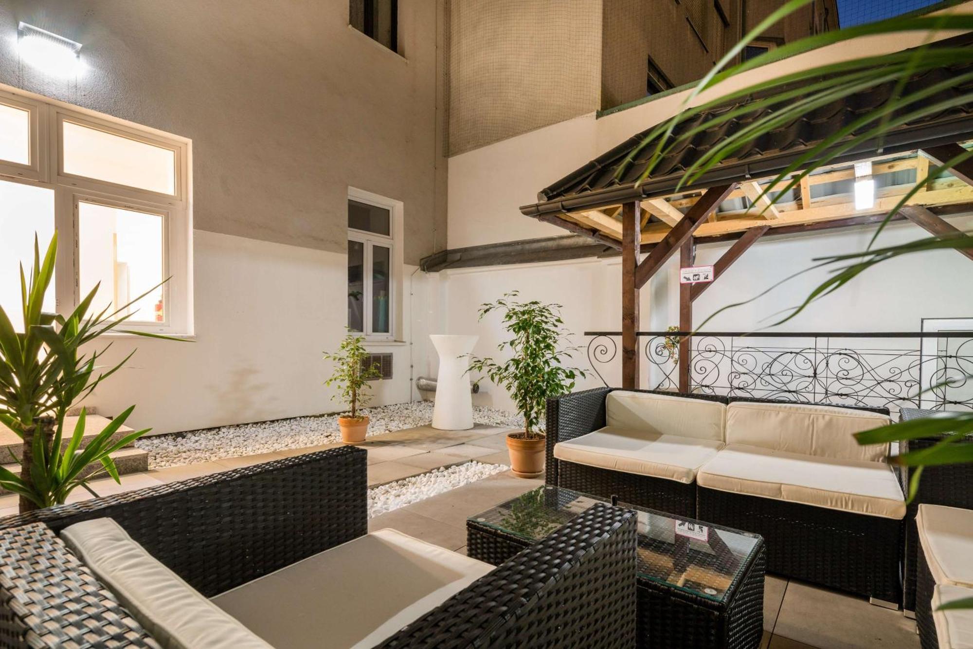 Best Western Plus Celebrity Suites Viena Exterior foto